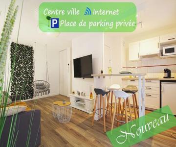 L'evasion Lourdaise Terrasse Centre Parking Wifi