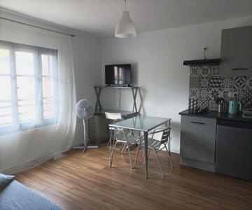 Studio Vue Château 100m étang, Plage Et Halles