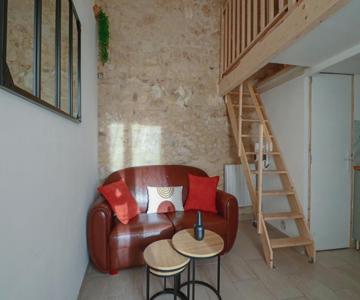 Studio Climatisé Mezzanine Avec Parking