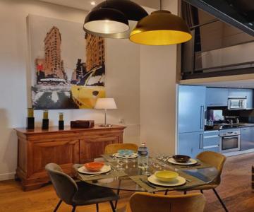 Duplex Chic Climatisé Avec Terrasse Proche Comédie