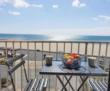 Apartment Les Romarins By Interhome