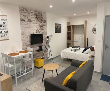 Studio 23m2 Moderne Hypercentre - Arènes à 2 Min