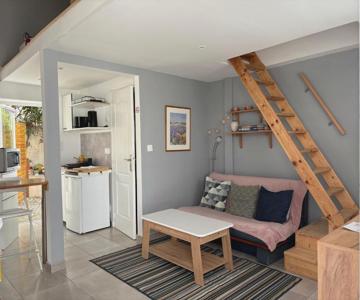 Petite Maison Chaleureuse En Quasi Centre