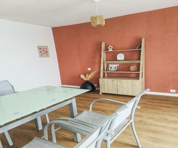 Grand Logement proche centre Parking gratuit