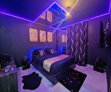 La Gold Room Jacuzzi & Sauna Privé