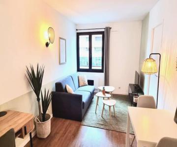 T2 Bohème - Balcon - Clim - Métro - Wifi