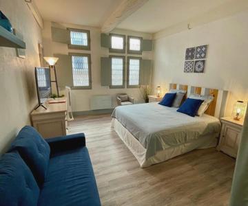 Maison De Roche-uzès Centre Historique L' Ucetia