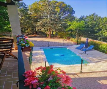 Maison Confortable à Ansouis Dans Le Luberon