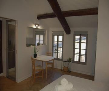 Mont Piete Studio Intramuros -
