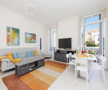 Gazagnaire Yourhosthelper