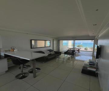 Bord De Mer Cannes Midi