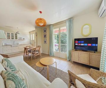 63m2 Grande Terrasse, Climatisation & Parking, 2br