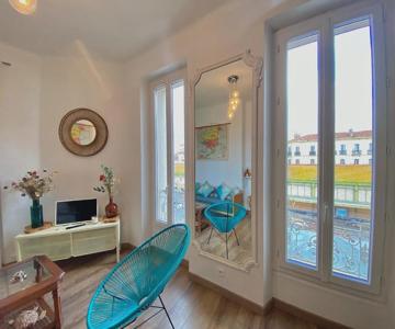 Casa Blue Sur Une Jolie Place Proche Du Vieux Port By Laconciergerie13