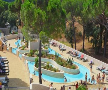 ZEcamping 5 étoiles chiens acceptés animations parc aquatique