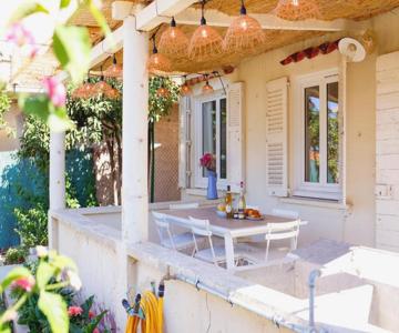 Maisonnette Vue Mer Au Pradet