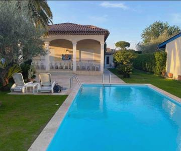 Grande Maison Luxe Avec Piscine