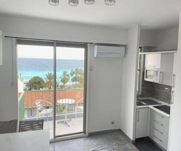 Studio En Face De La Plage Avec Une Vue Fantastique !