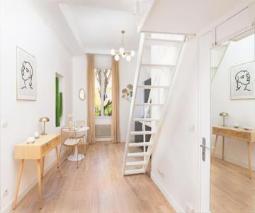 The Calypso - Quiet - New - Central