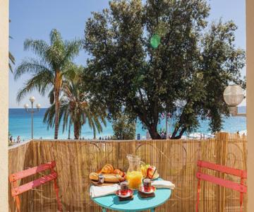MY CASA - ETATS UNIS 892 - Spacious flat on Sea front w AC