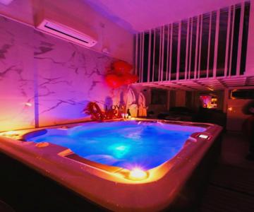 Villa Bono Jacuzzi & Spa
