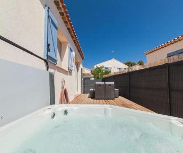 villa One 80 M2 Avec Jacuzzi