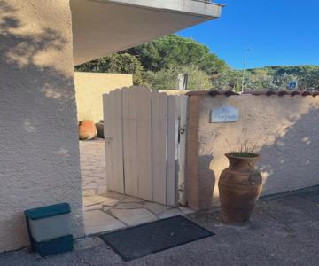 Superbe Emplacement , Terrasse Et Parking!