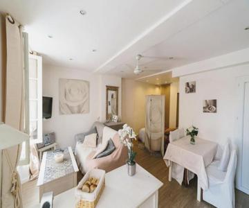 Studio Tt équipé Parking Cœur Ville