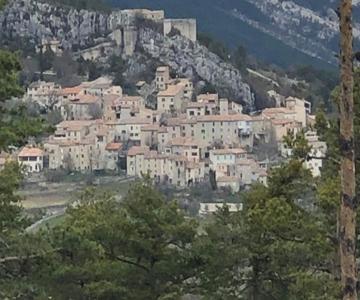 Le Petit Saint Clair