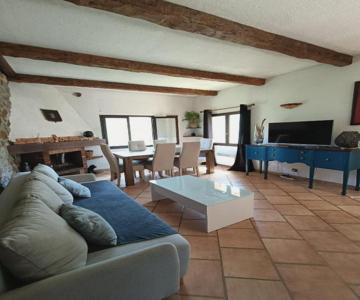 Appartement Privatisé Dans Maison