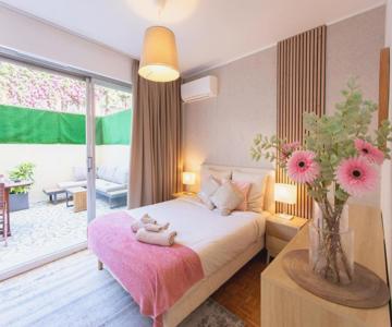 86m- Spacious 3 Room Apartment With Large Terrace