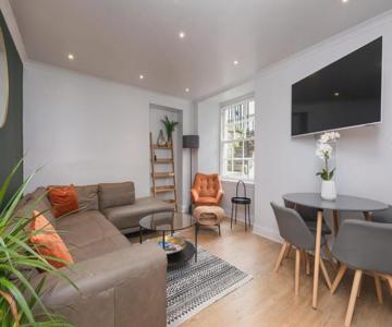 The Edinburgh Meadows Apartment