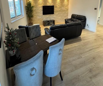 Km Granton Apartment