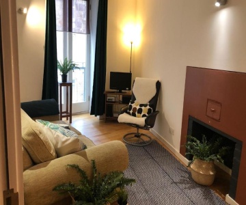 The Edmonstone's Residence