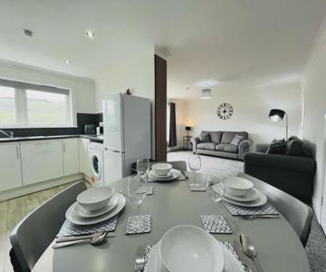 Lochview Apartment