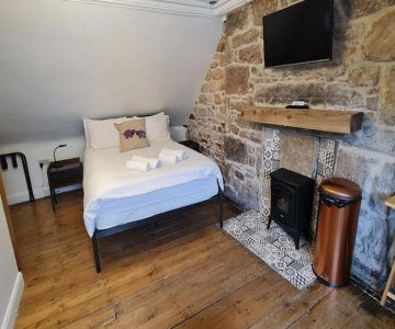 Ness City Cottage