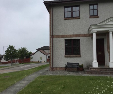 Two Bedroom Glen View Free Parking