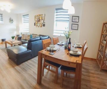Inverness City Centre Apartment With Elevator And Google Chromecast