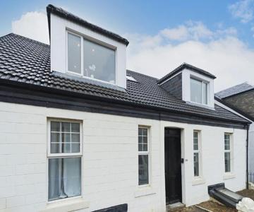 Cross Road Apartment