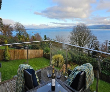 Viewpoint Villa - Luxury 4 Bedroom Villa With Elevated Views