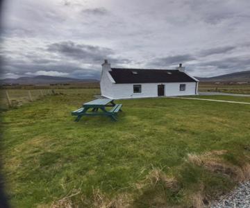 Self-catering Cottage At Benview