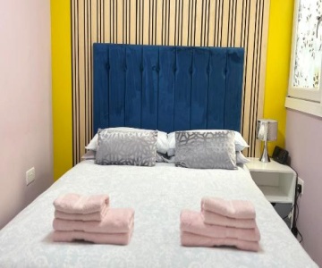Penlea ~ 1 Bedroom Flat With Harbour View