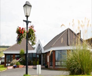 Malin Court