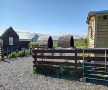Hillside Camping Pods And Shepherd's Hut