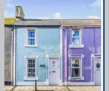 13 Tabernacle Street - Aberaeron