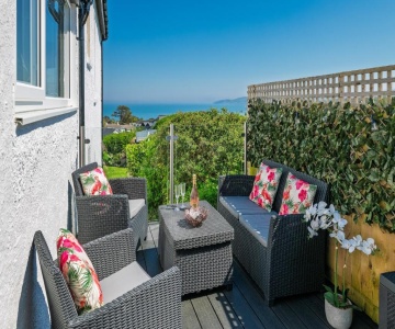 Traeth Arian Cottage