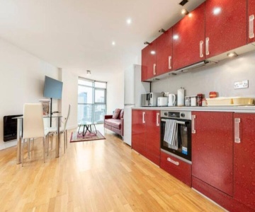 Cardiff City Apartment 2