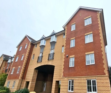 Riverview Apartments By Switchback Stays