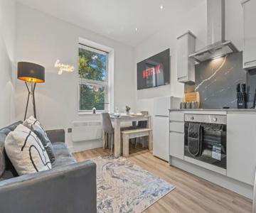 Cardiff Luxe Flats With Spa Facilities