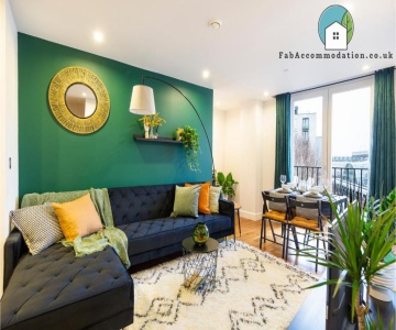 Amazing Flat-parking Available-by Fabaccommodation