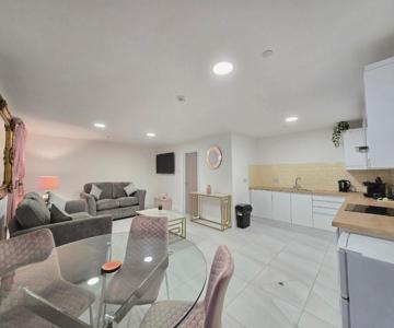 Beautiful Cardiff Bay Apartment